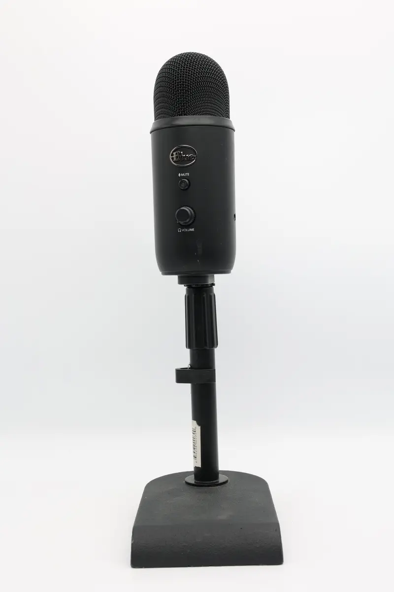 Gently Used Blue Yeti Usb Condenser Microphone (G) 1