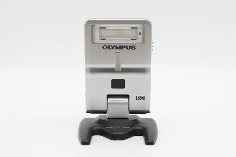 Previously Owned Olympus Fl-300R External Flash – Good Condition 1