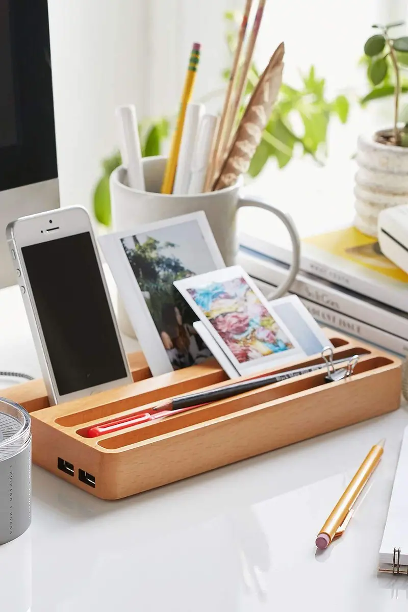 Reclaimed Wood Wireless Charging Station 1