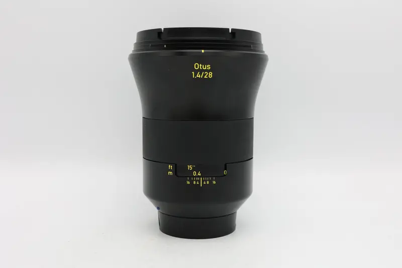 Refurbished Zeiss Otus 28Mm F/1.4 Ze Lens (Excellent Condition) 1