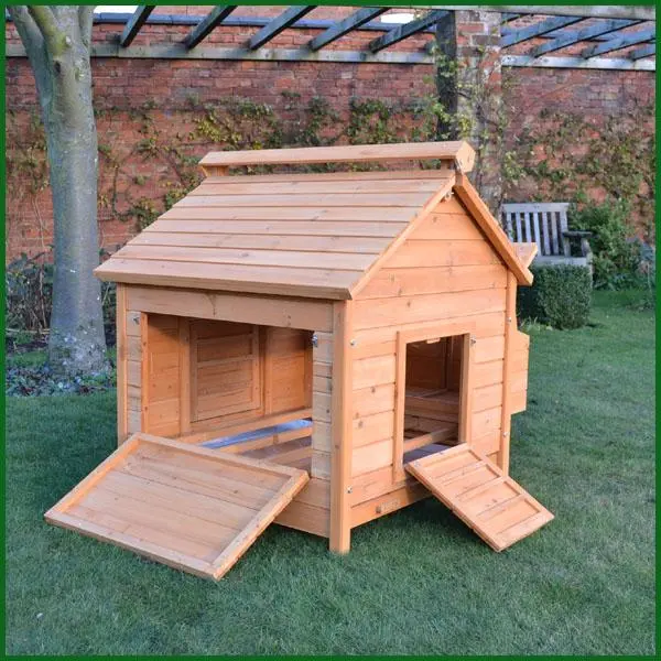 Spacious Wooden Chicken Coop Housing Up To 8 Large Birds 1
