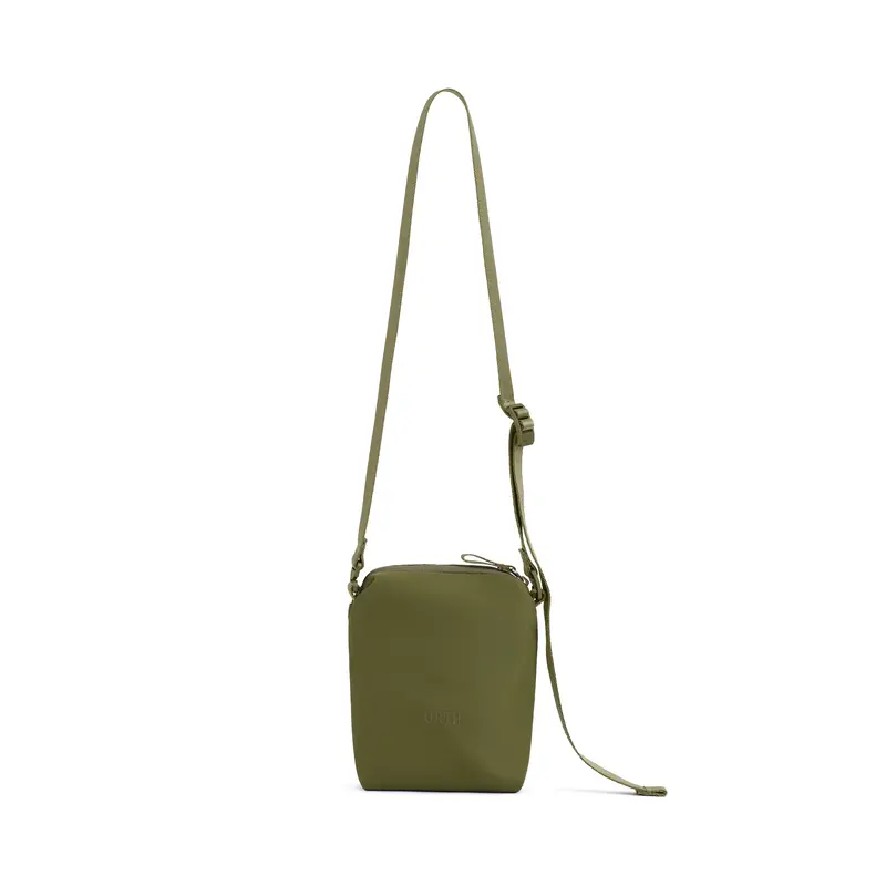 Urth Andesite 2L Compact Camera Pouch – Forest Green 1