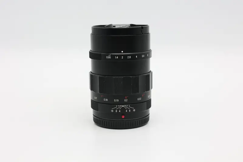 Voigtlander Nokton 25Mm F/0.95 Lens For Micro Four Thirds — Refurbished 1